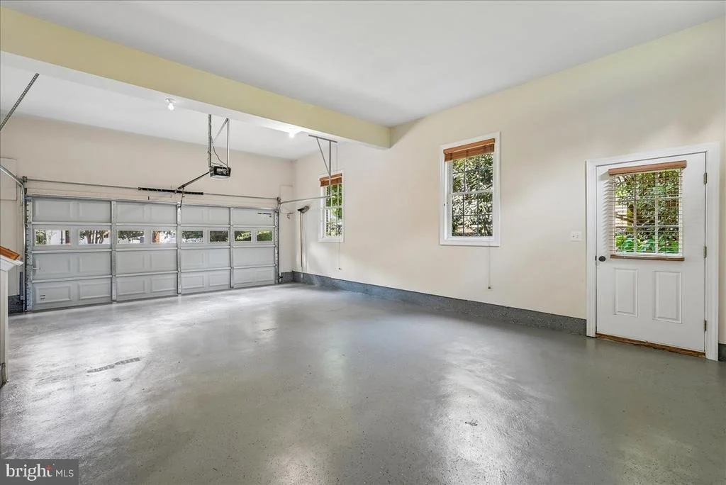 Photo of 6322 HALSEY ROAD