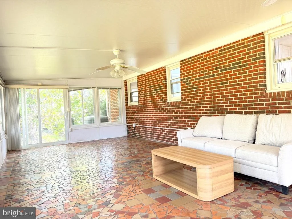 Photo of 2402 JOSEPH DRIVE