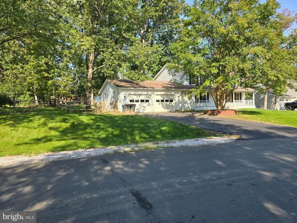 Photo of 2298 ARCHDALE ROAD