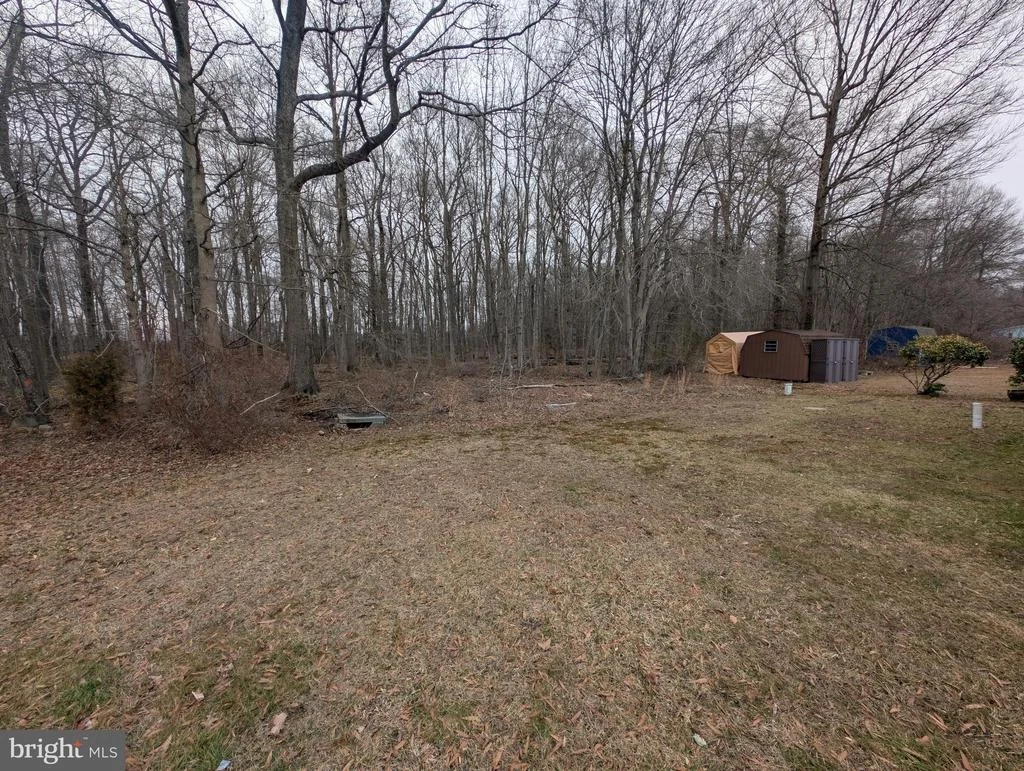 Photo of 227 POCLAIN RD