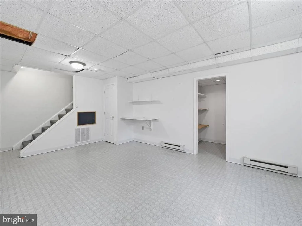 Photo of 123 SHERRIS WAY