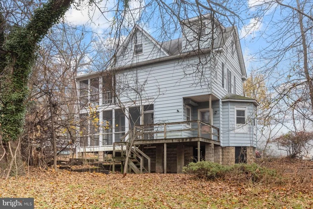 Photo of 307 HARLEM LANE