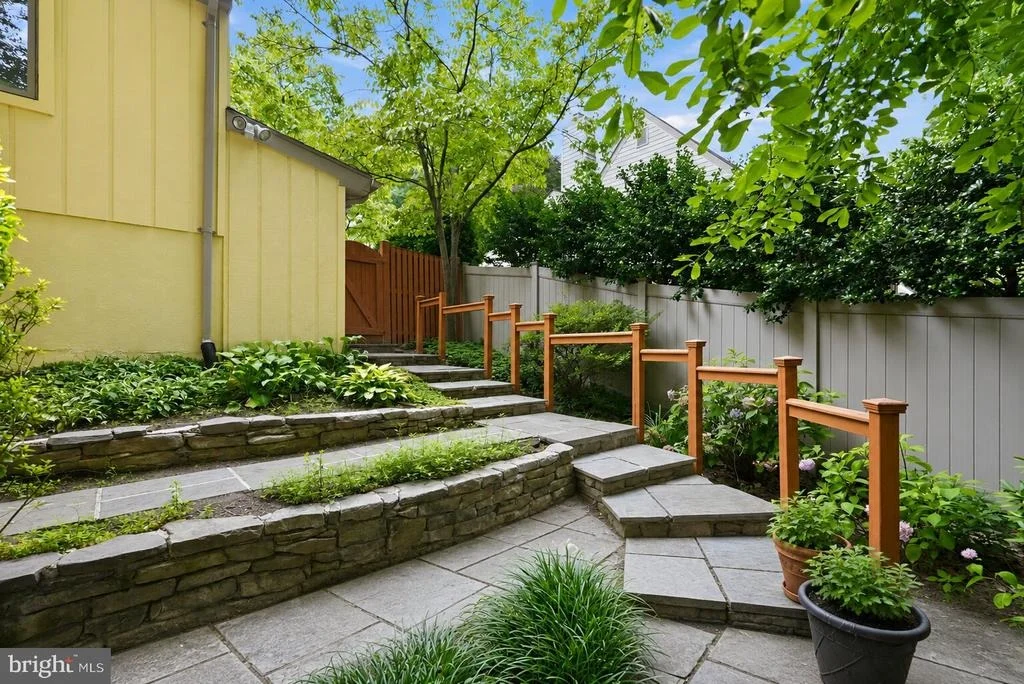 Photo of 11213 ANGUS PLACE