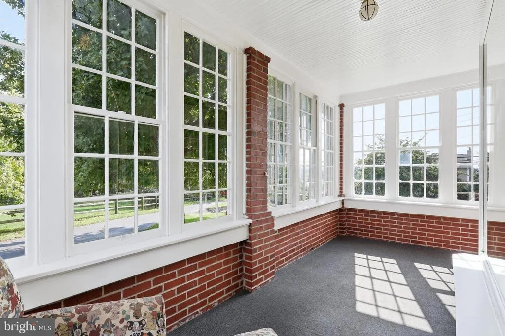 Photo of 5921 QUINN ROAD