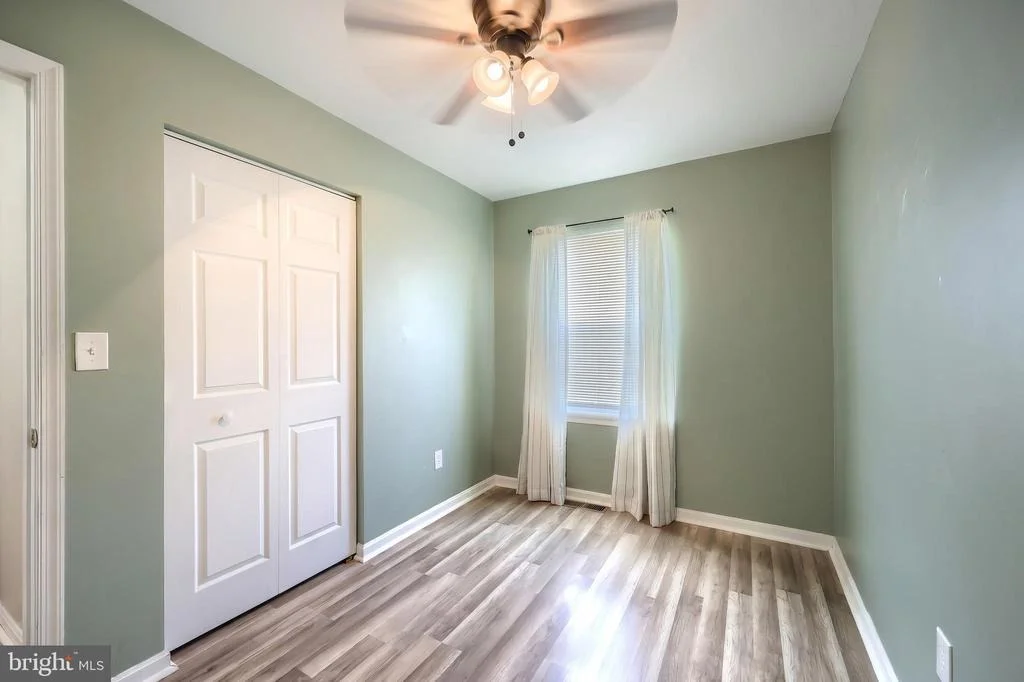 Photo of 24 SQUIRE CIRCLE
