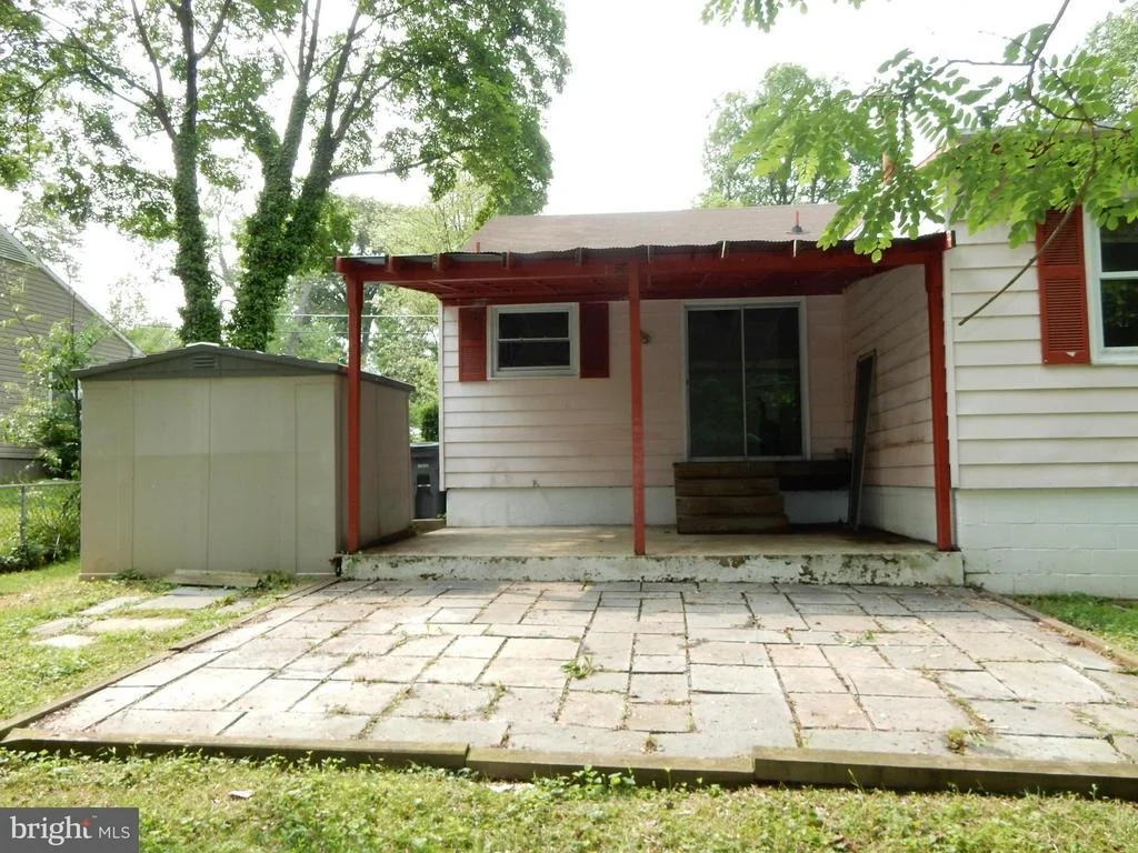 Photo of 1131 PARRISH DRIVE