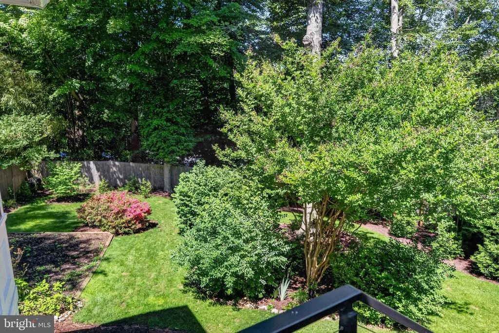 Photo of 6430 KENHOWE DRIVE