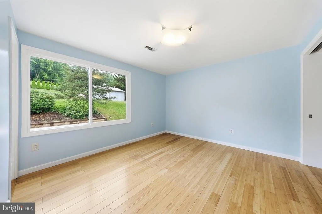 Photo of 6113 ELAINE DRIVE