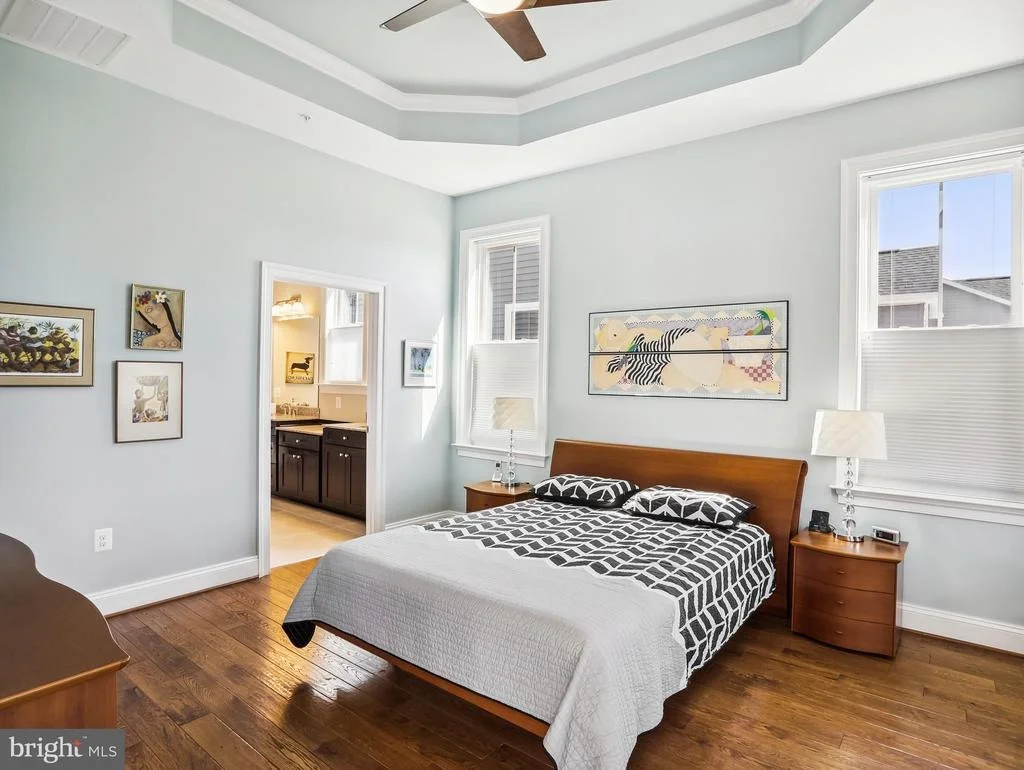 Photo of 2936 LEVEE DRIVE