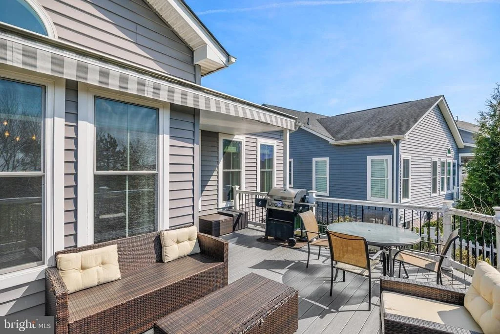 Photo of 2926 LEVEE DRIVE