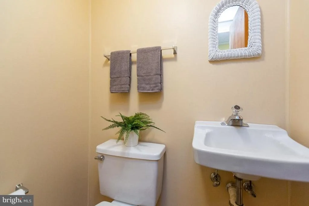 Photo of 7725 BARNSTABLE PLACE
