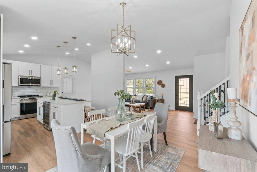 Photo of 3174 CARDINAL DRIVE