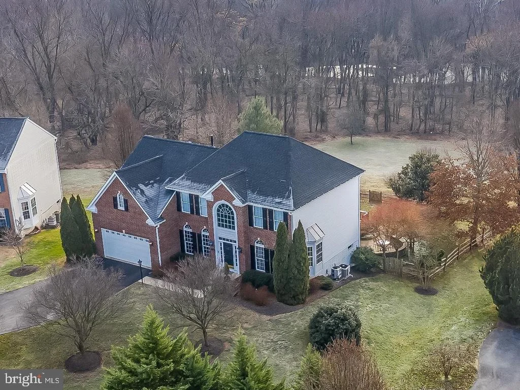 Photo of 1803 BLACK WALNUT COURT