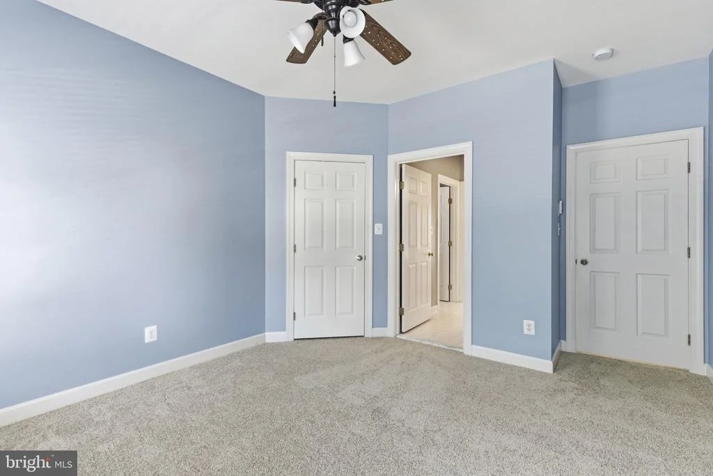 Photo of 1124 OAK TREE DRIVE