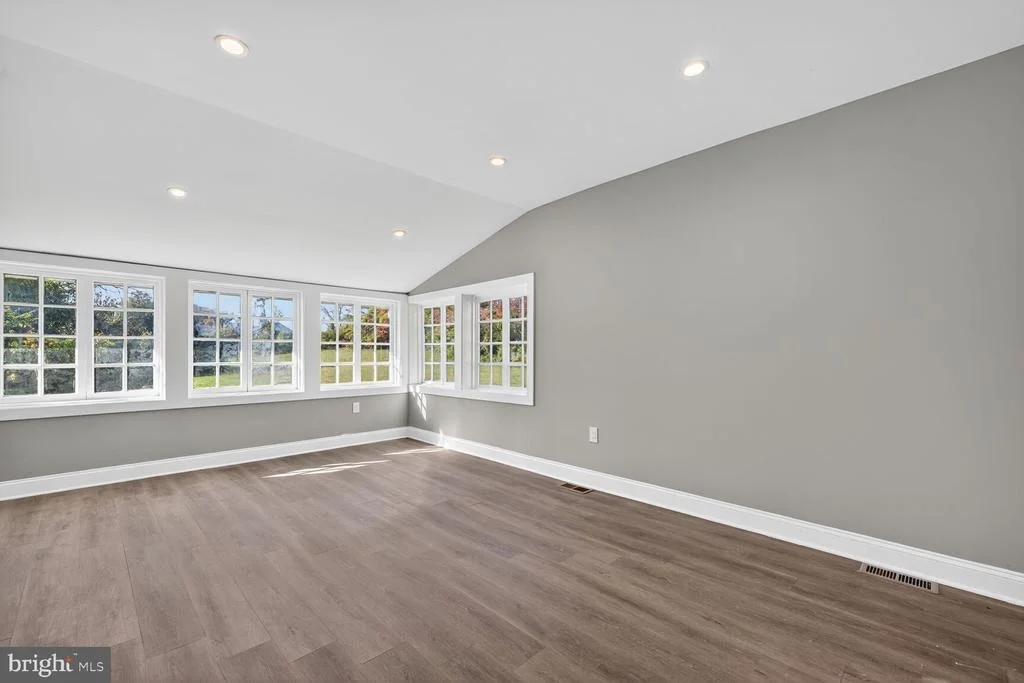 Photo of 401 LINDEN AVENUE