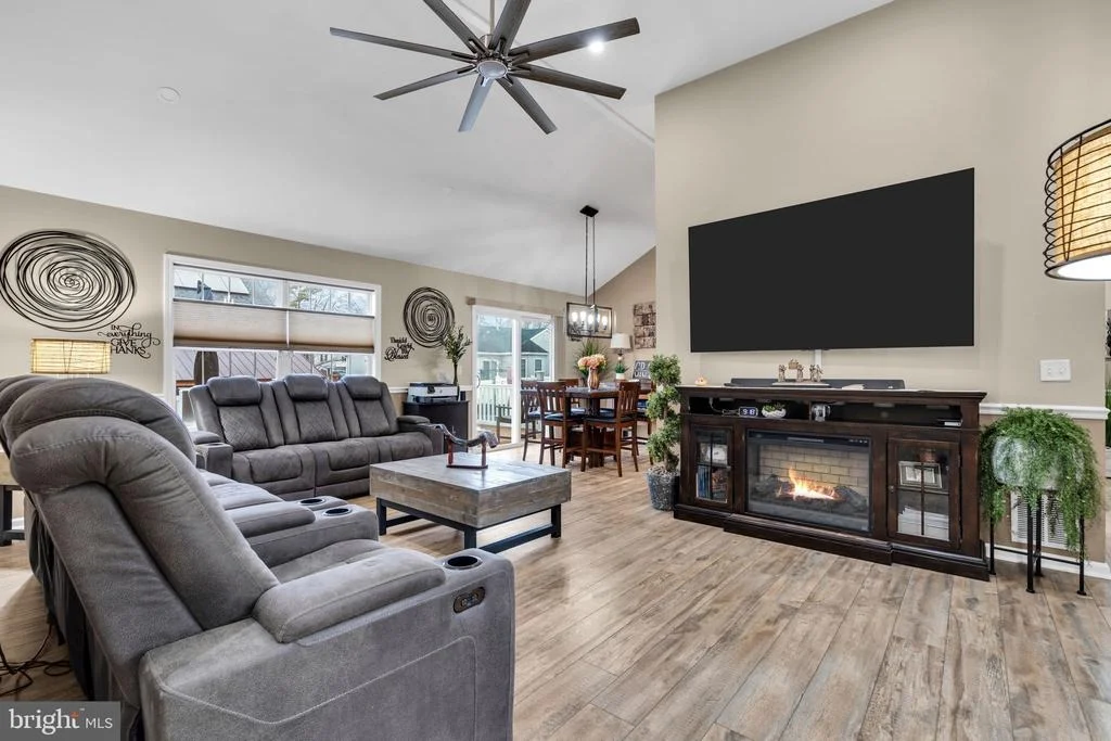 Photo of 496 LIGHTHOUSE DRIVE