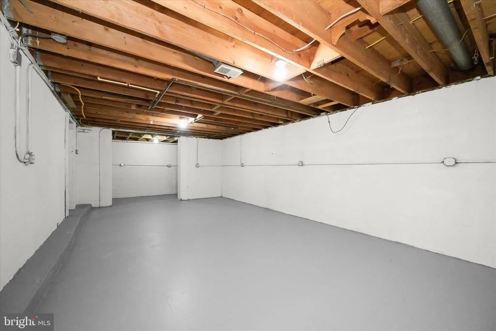 Photo of 10128 HEREFORD PLACE