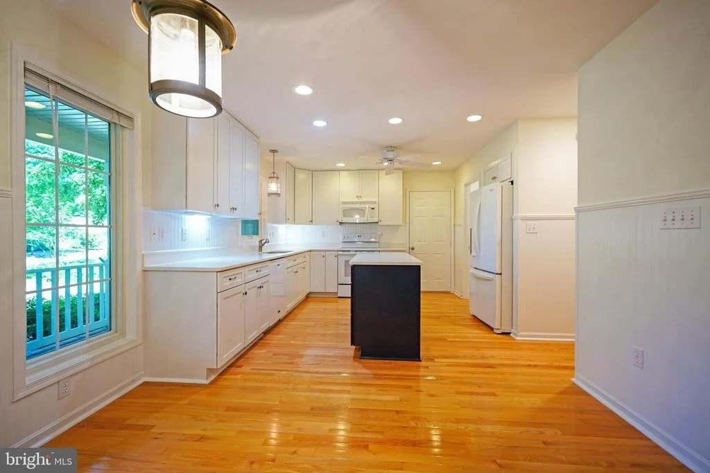 Photo of 72 GAINSBOROUGH DRIVE