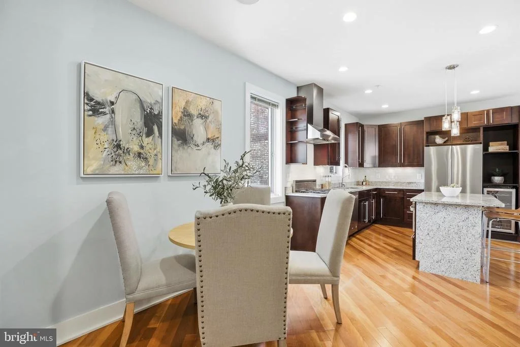 Photo of 915 3RD STREET NE