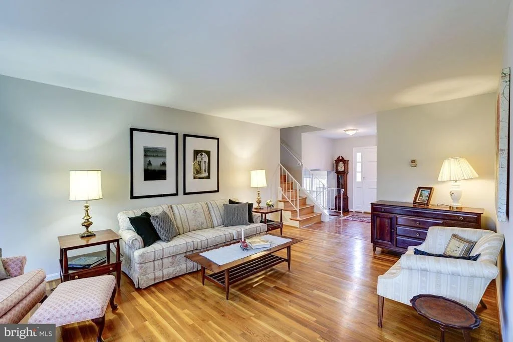 Photo of 2507 W MEREDITH DRIVE