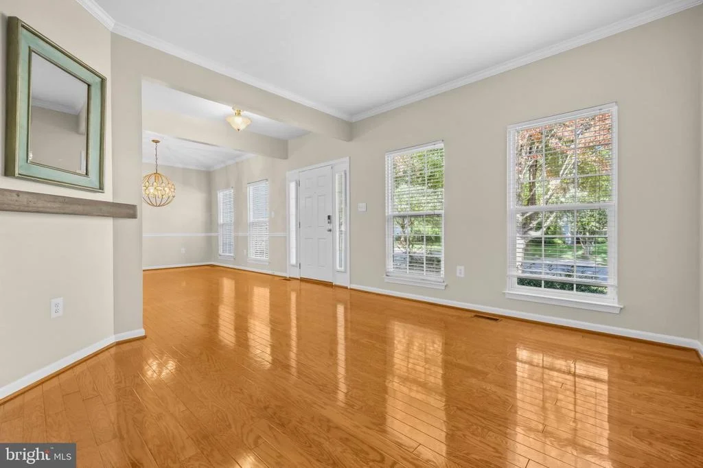 Photo of 5959 LYCEUM LANE