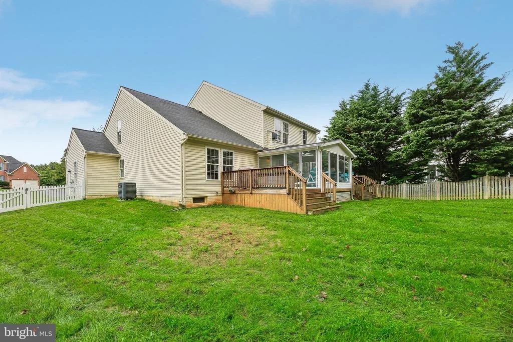 Photo of 1113 MEADOWGREEN DRIVE
