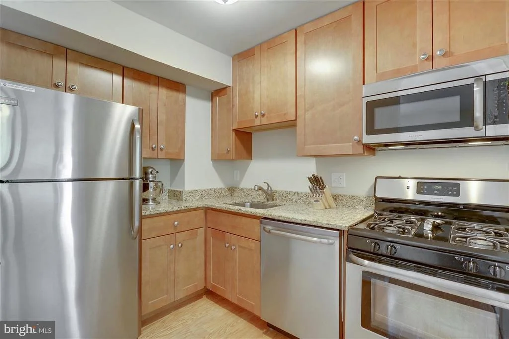 Photo of 1005 DENNIS AVENUE