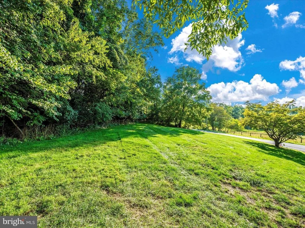 Photo of 24007 STRINGTOWN ROAD