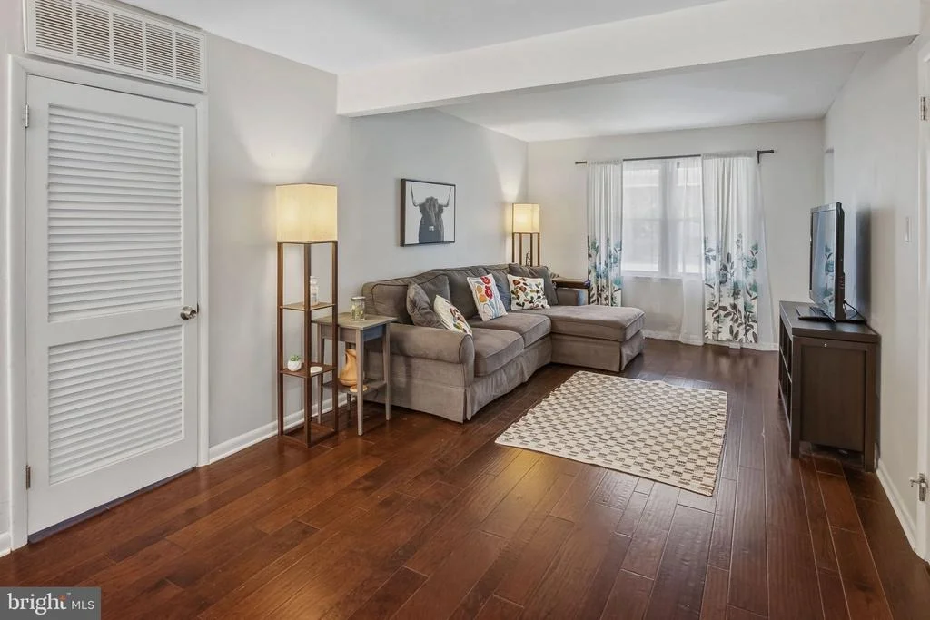 Photo of 16 BISCAYNE BOULEVARD