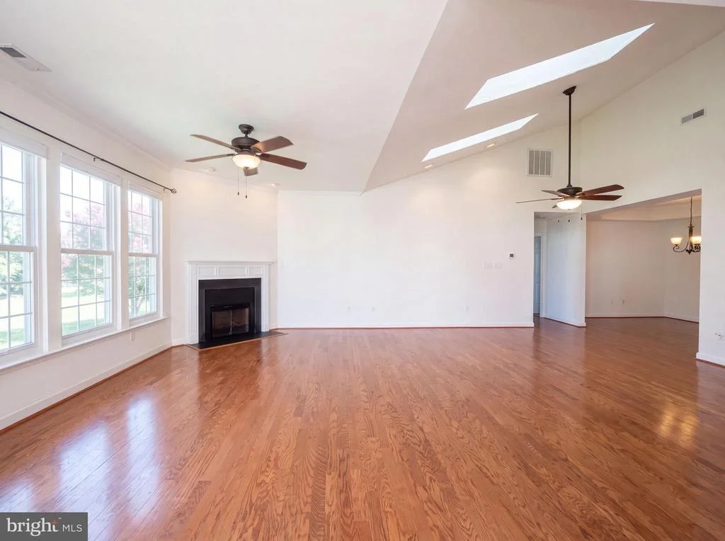 Photo of 9283 TOURNAMENT DRIVE