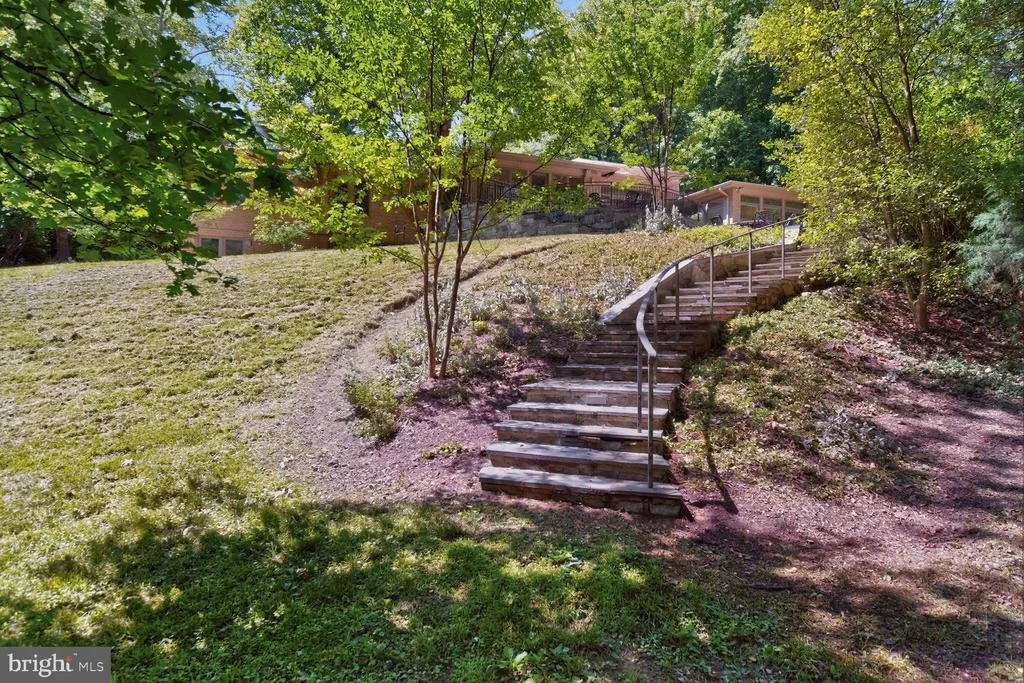 Photo of 10801 BALANTRE LANE