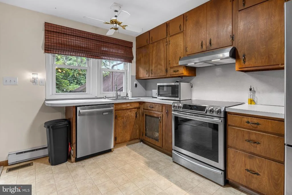 Photo of 618 WILSON PLACE