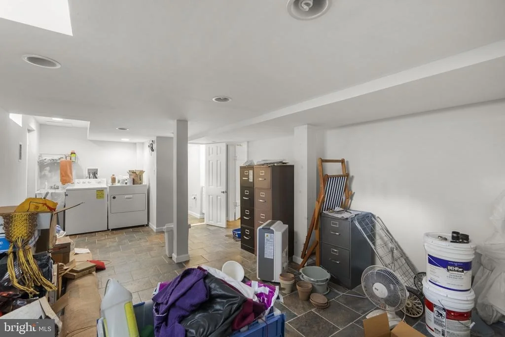 Photo of 8911 BRADFORD ROAD