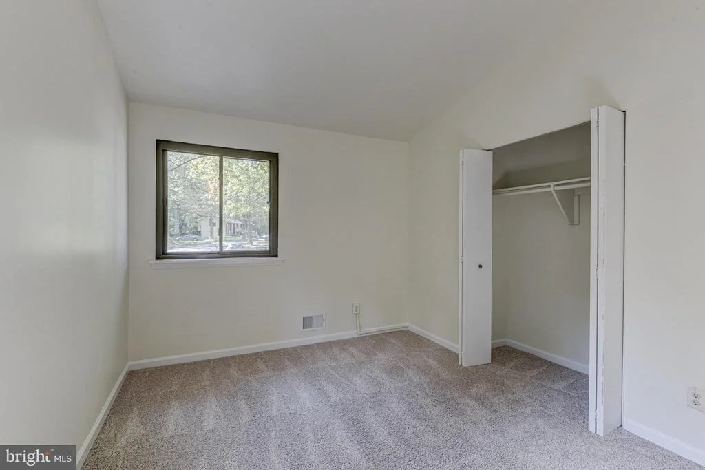 Photo of 9467 MACOMBER LANE