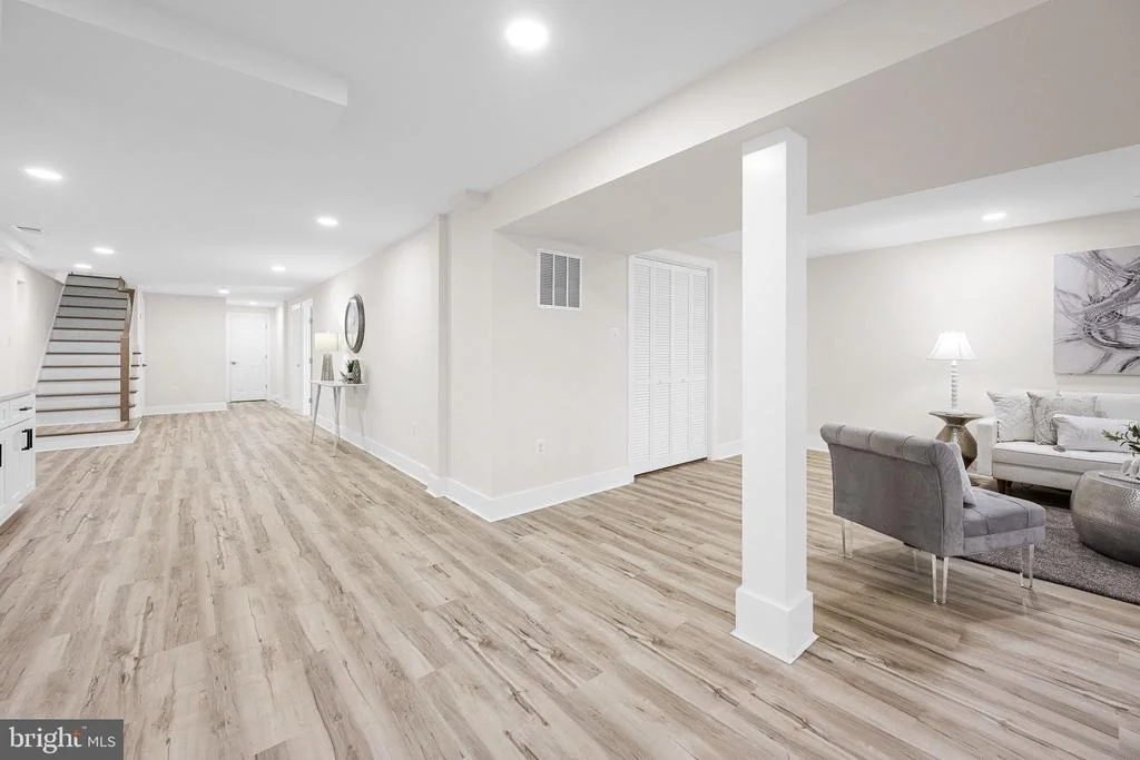 Photo of 305 RIVER BEND ROAD