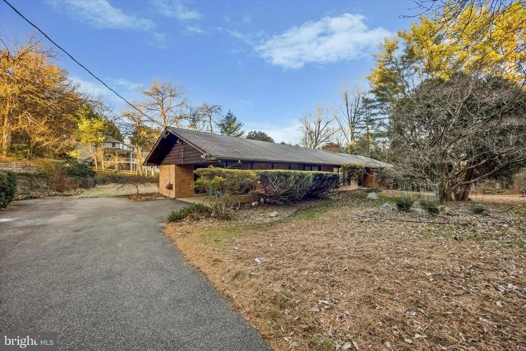 Photo of 132 OSAGE LANE