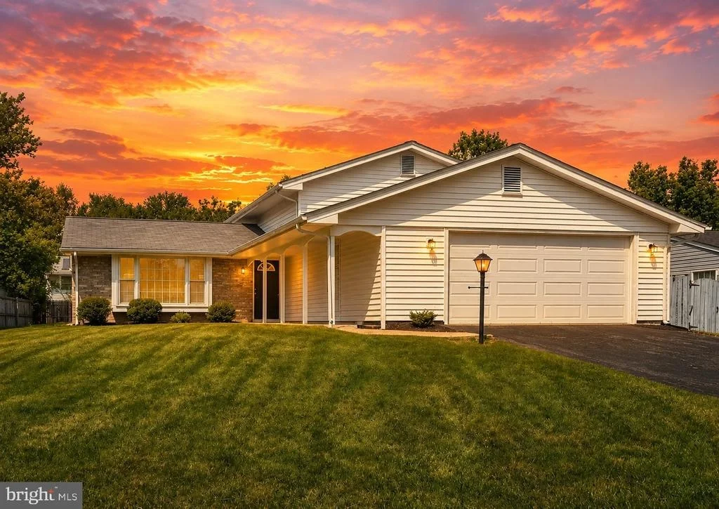 Photo of 1616 DEBRA DRIVE