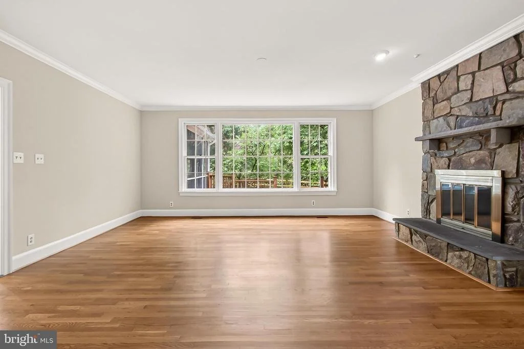 Photo of 15441 EAGLE TAVERN LANE