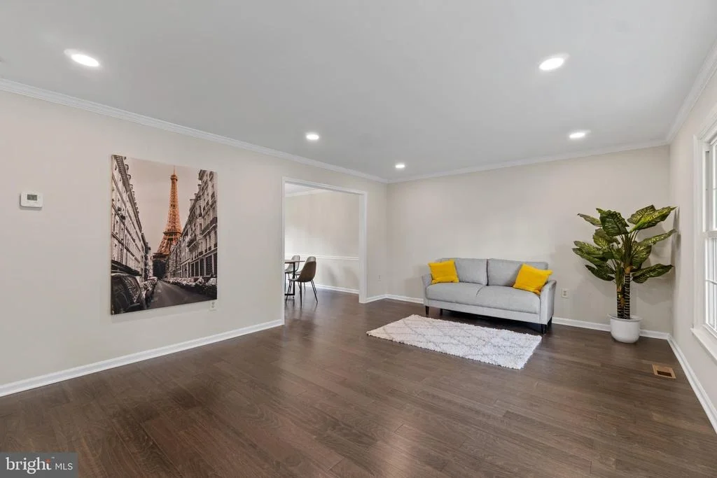 Photo of 14724 BOTANY WAY