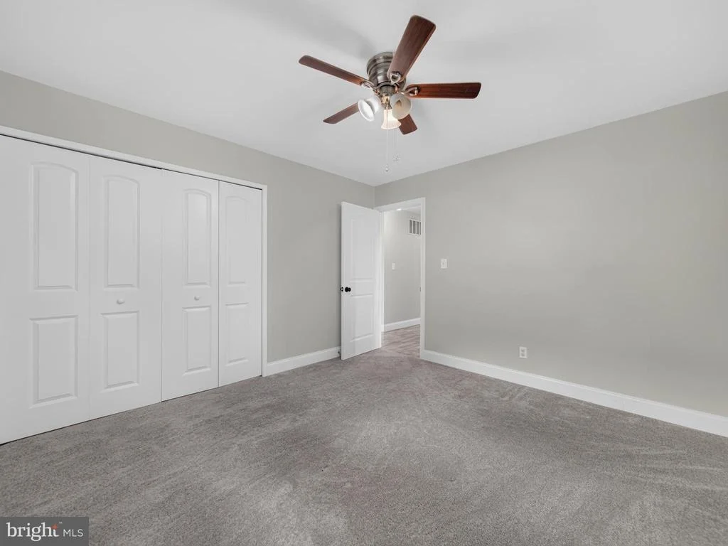Photo of 504 HAMLEN ROAD