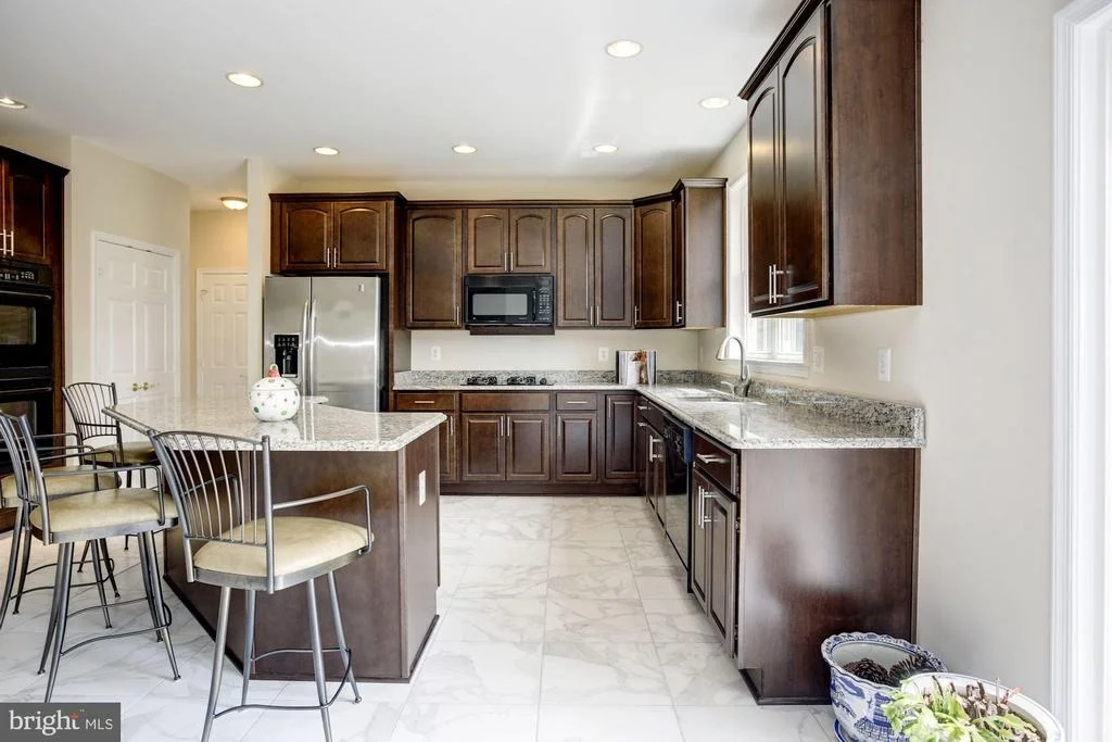 Photo of 1801 KINGS FOREST TRAIL