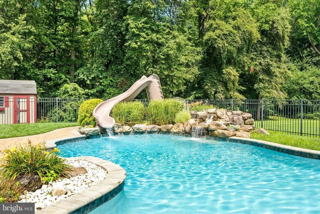 Photo of 10 TIMBER WOLF DRIVE