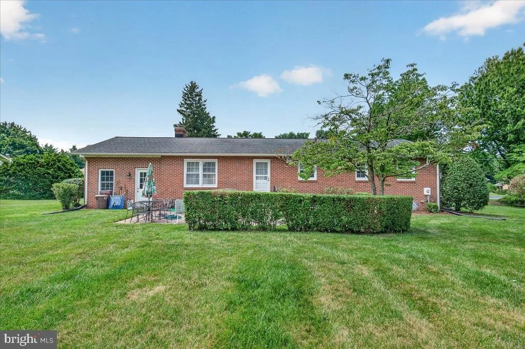 Photo of 7910 EDGEWOOD FARM ROAD