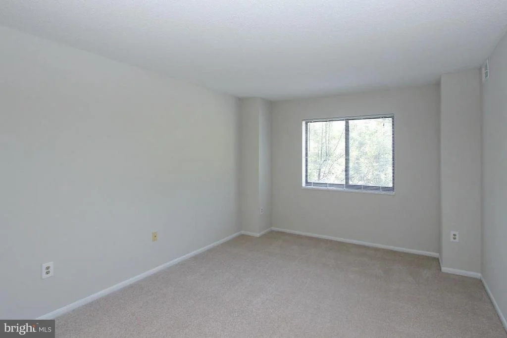 Photo of Unit 209 at 15100 INTERLACHEN DRIVE