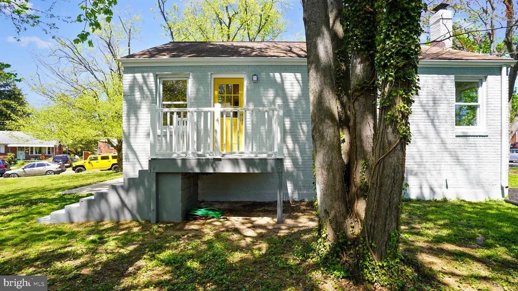 Photo of 12733 ROBINDALE DRIVE