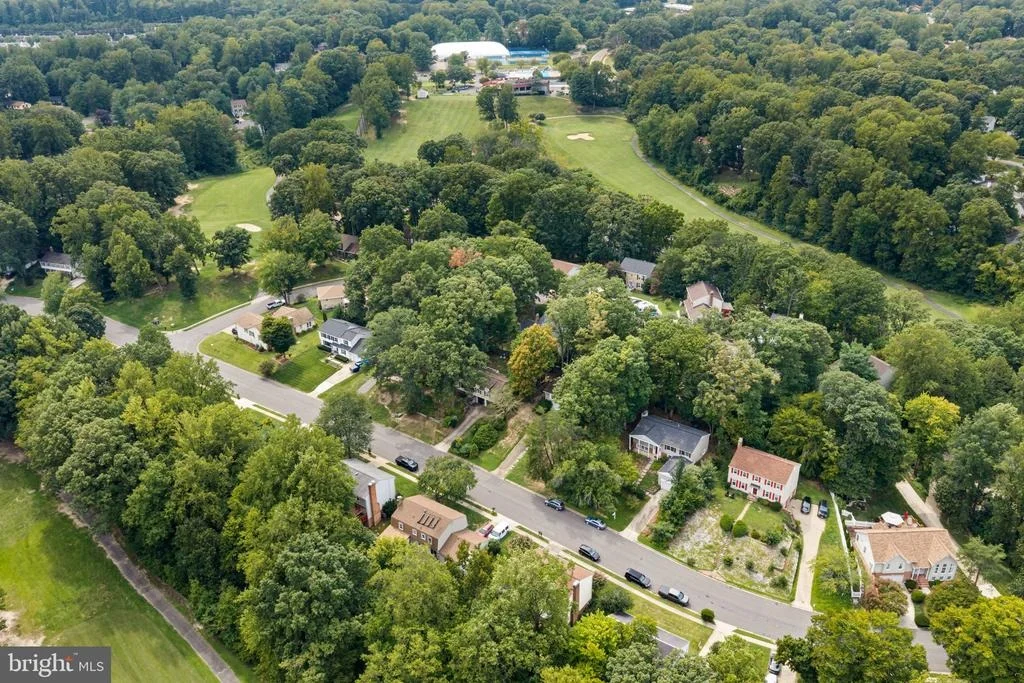 Photo of 15922 EDGEWOOD DRIVE