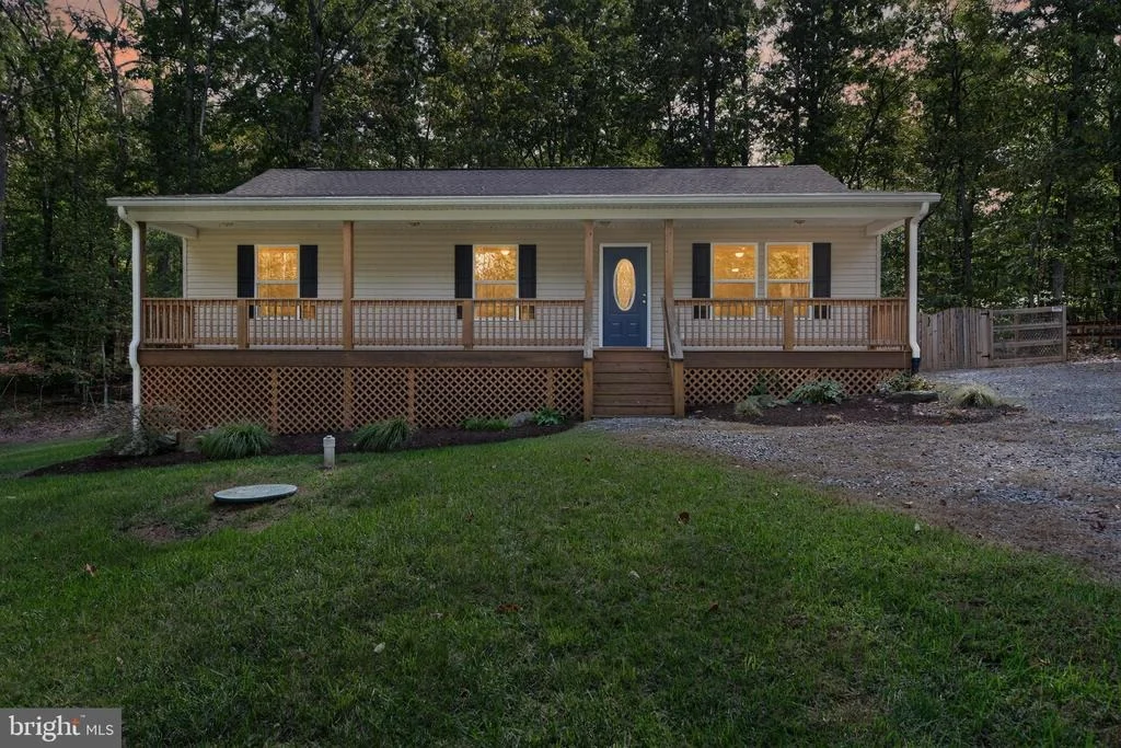 Photo of 721 PINE HARBOUR DRIVE