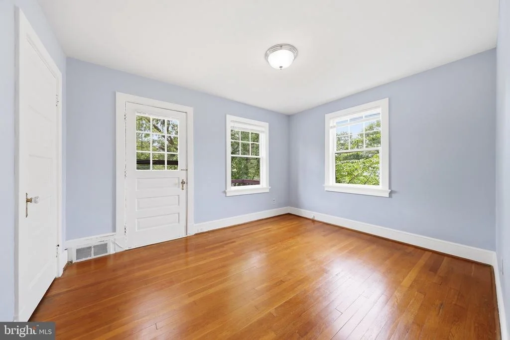 Photo of 408 CARROLL PARKWAY