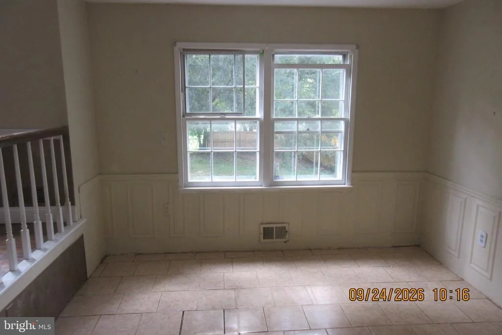 Photo of 15905 NARROWS TERRACE
