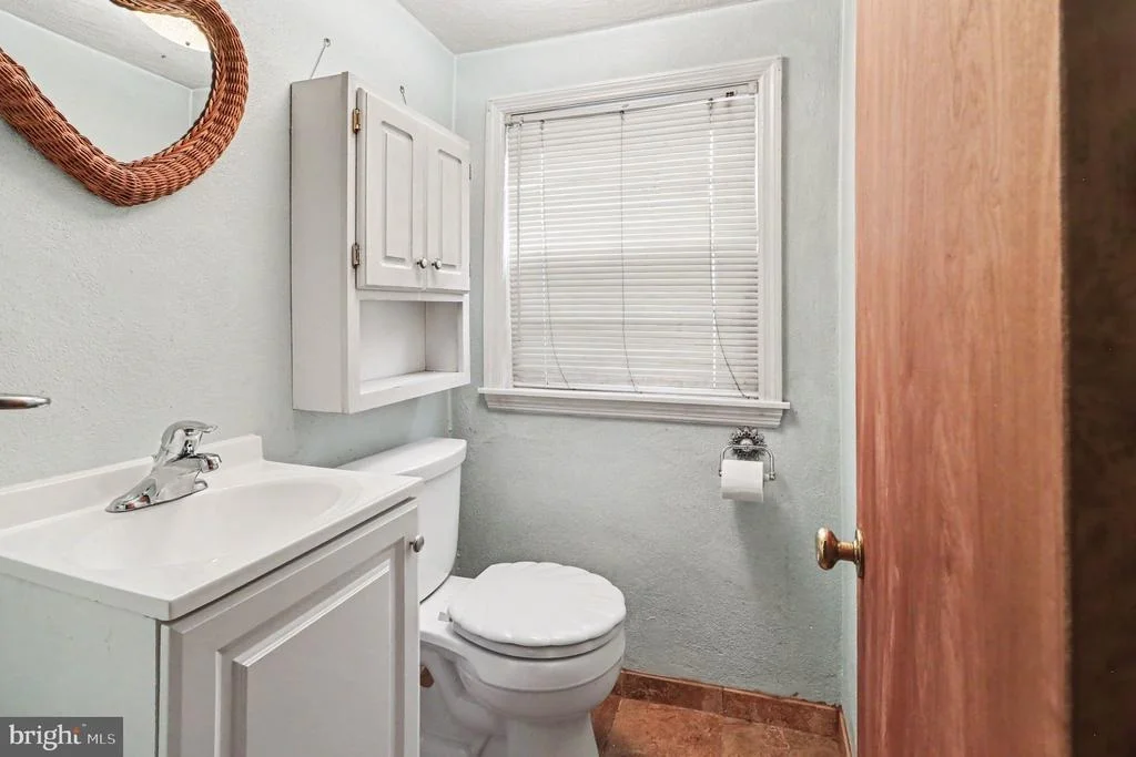 Photo of 1202 HILLSIDE BOULEVARD